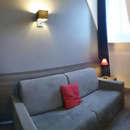 Le Rohan Charme Et Caractere Hotel