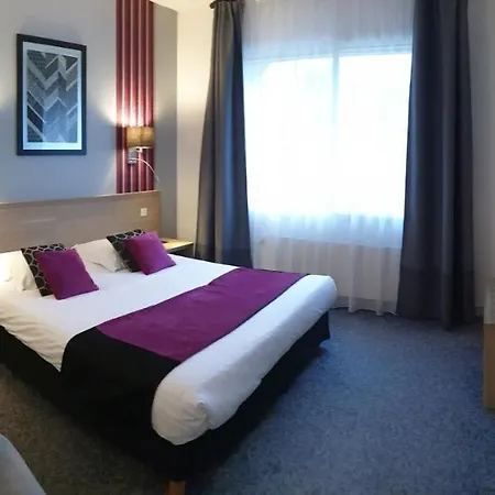 Le Rohan Charme Et Caractere Hotel 4*